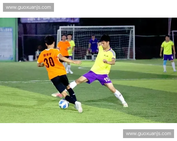 连云港足球联赛精彩纷呈 展现地方足球风采与竞技实力